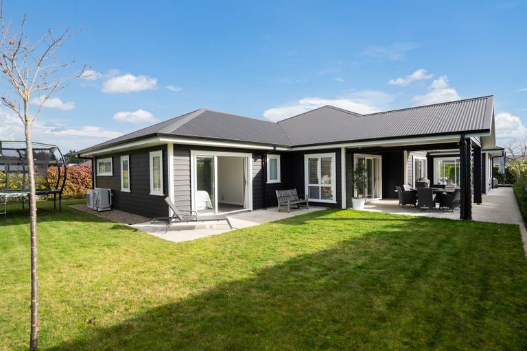 Photo of property in 50 Jarrett Terrace, Leamington, Cambridge, 3432