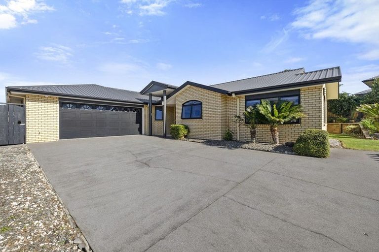 Photo of property in 4 Willow Place, Whalers Gate, New Plymouth, 4310