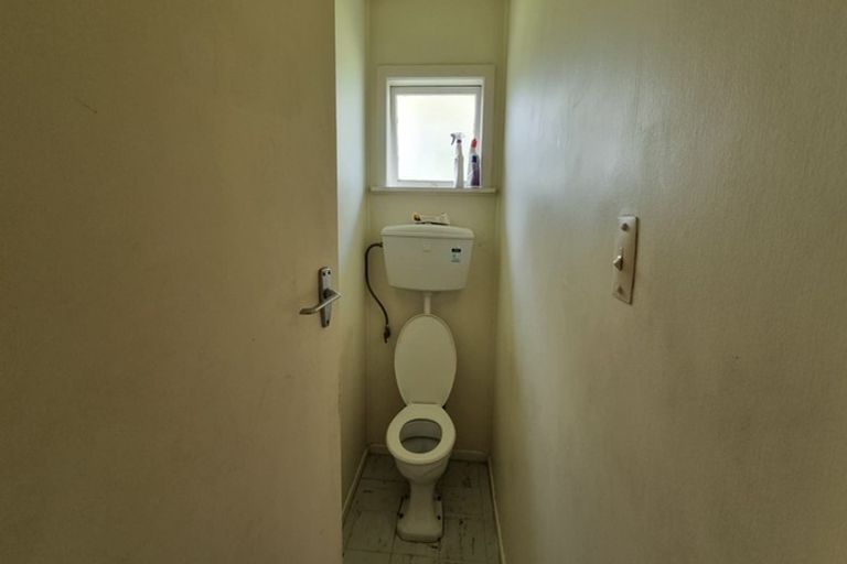 Photo of property in 19 Plumley Crescent, Mangere, Auckland, 2022