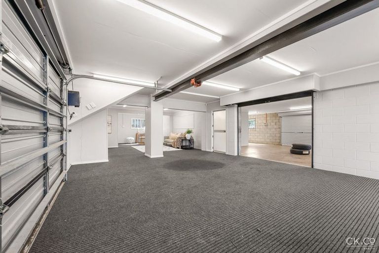 Photo of property in 30 Mossburn Grove, Kelson, Lower Hutt, 5010