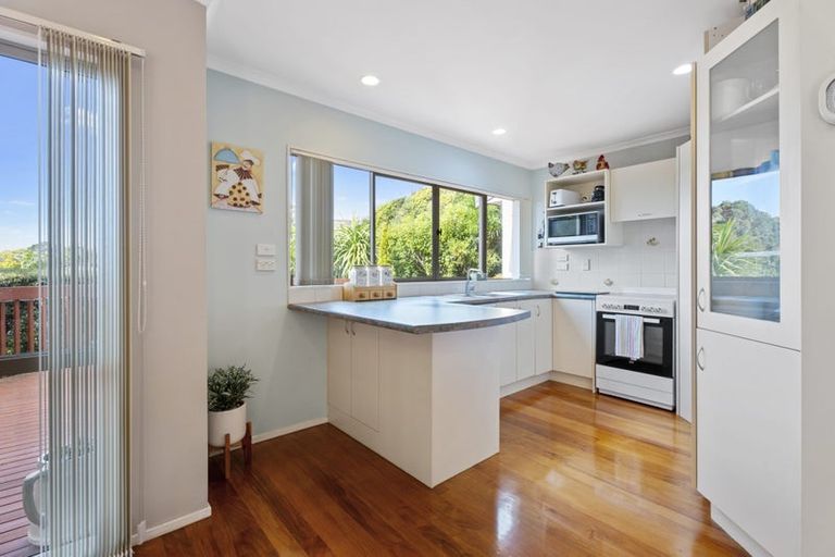 Photo of property in 12a Danbury Drive, Torbay, Auckland, 0630