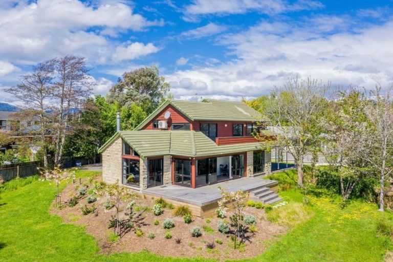 Photo of property in 88a Mazengarb Road, Paraparaumu Beach, Paraparaumu, 5032