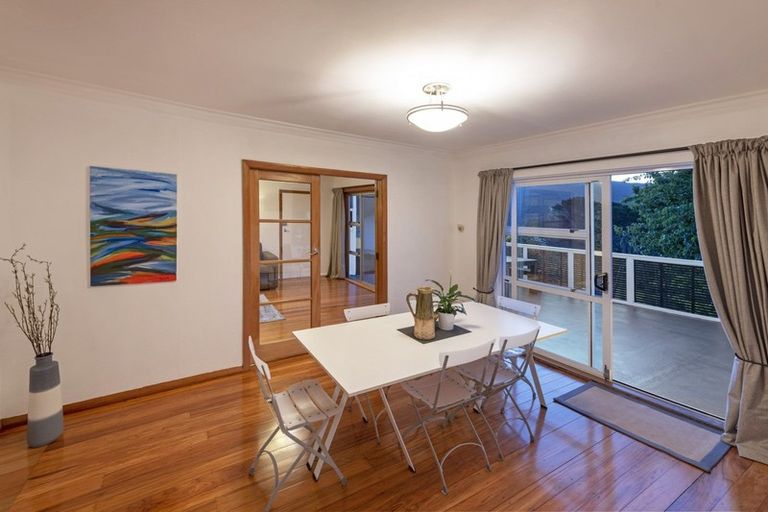 Photo of property in 28 Norwich Street, Wadestown, Wellington, 6012