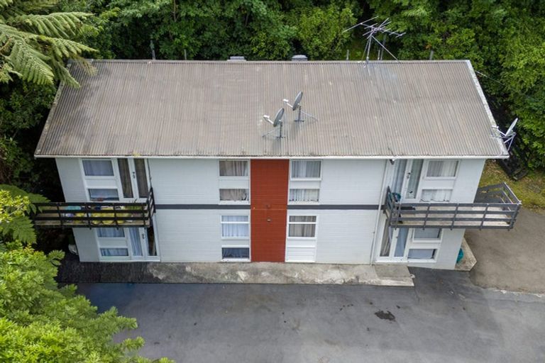 Photo of property in 9 Epsom Way, Karori, Wellington, 6012
