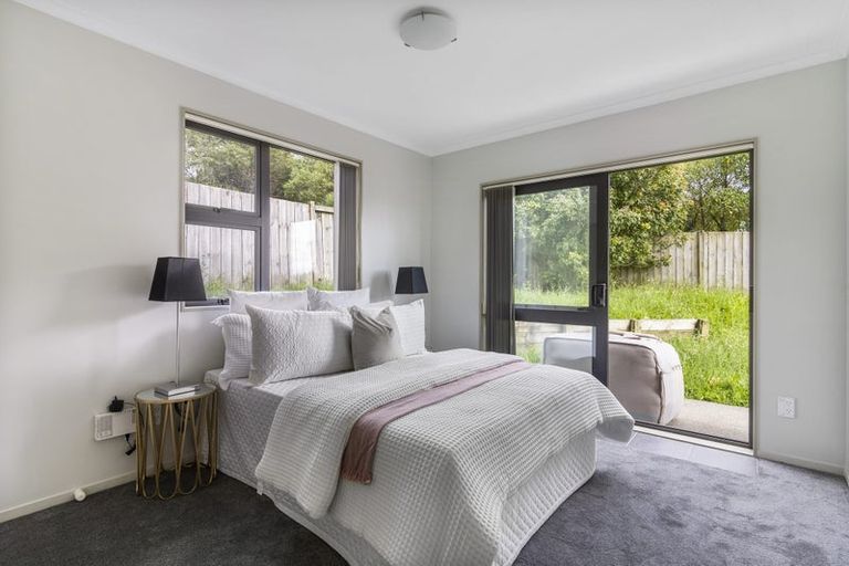 Photo of property in 127 Keri Vista Rise, Papakura, 2110