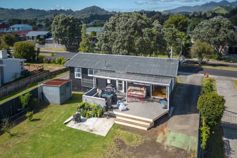 Photo of property in 114 Chartwell Avenue, Whangamata, 3620
