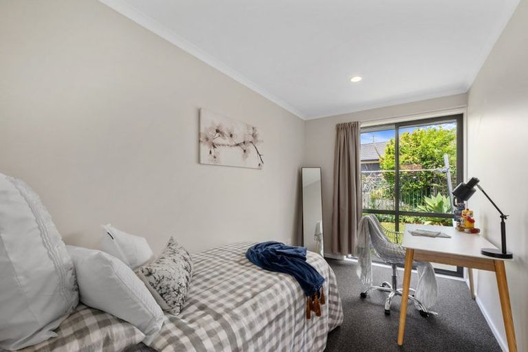 Photo of property in 38 Cabeleigh Drive, Helensville, 0800