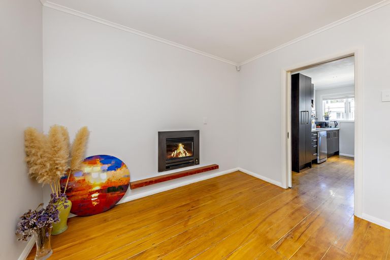 Photo of property in 30a Holland Street, Pukekohe, 2120