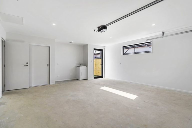 Photo of property in 10 Arahi Road, Clevedon, 2582