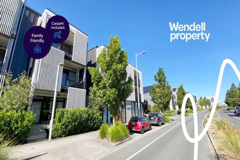 Photo of property in 1/165 Hobsonville Point Road, Hobsonville, Auckland, 0616