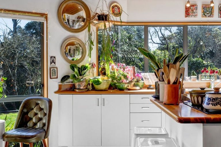 Photo of property in 45a Karina Road, Merrilands, New Plymouth, 4312