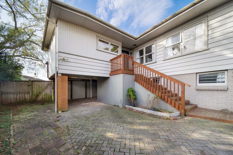 Photo of property in 16 Red Hill Road, Red Hill, Papakura, 2110