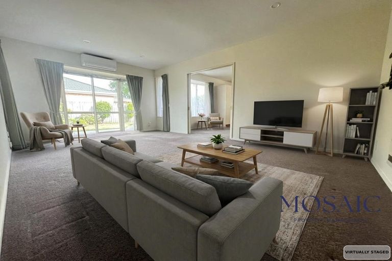 Photo of property in 3/80 Middlepark Road, Sockburn, Christchurch, 8042