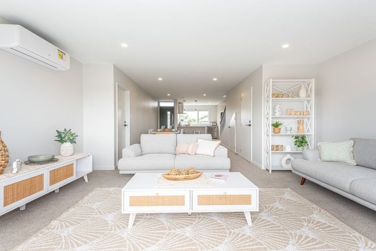 Photo of property in 9 Kakapo Lane, Redwood, 8051