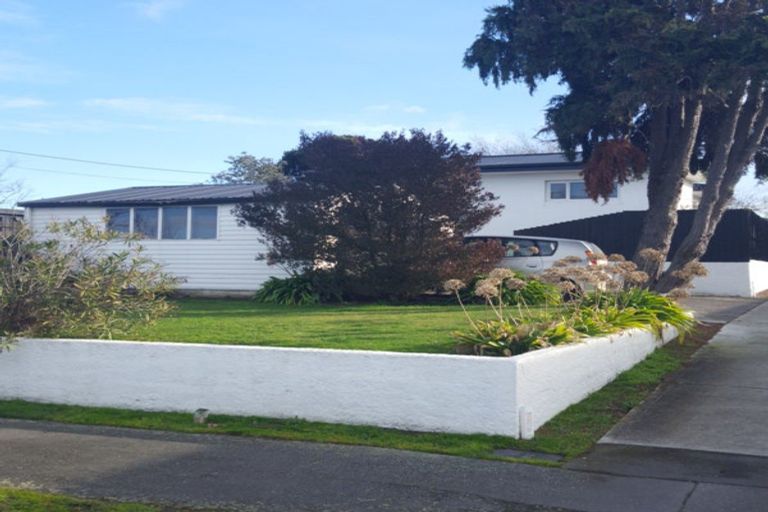 Photo of property in 198 Pacific Drive, Fitzherbert, Palmerston North, 4410