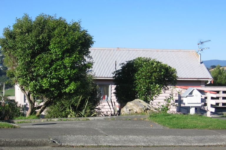 Photo of property in 12 Fairburn Grove, Johnsonville, Wellington, 6037