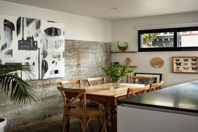 Photo of property in 1a Port Street, Mount Victoria, Wellington, 6011