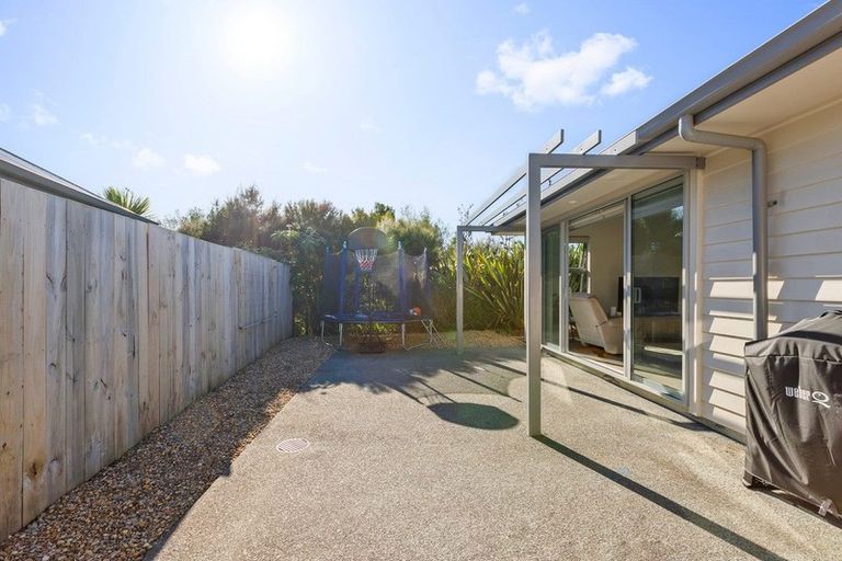 Photo of property in 19 Fairwater Road, Warkworth, 0910