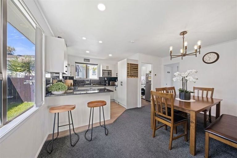 Photo of property in 295a Weymouth Road, Weymouth, Auckland, 2103