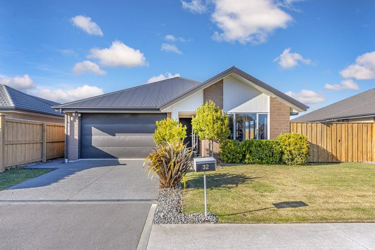 Photo of property in 32 Ridgeway Avenue, Rolleston, 7615