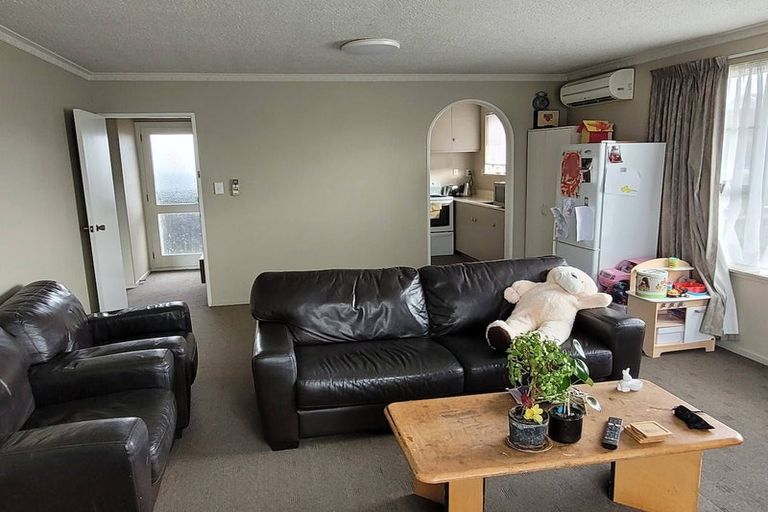 Photo of property in 14 Resolution Place, Bryndwr, Christchurch, 8053
