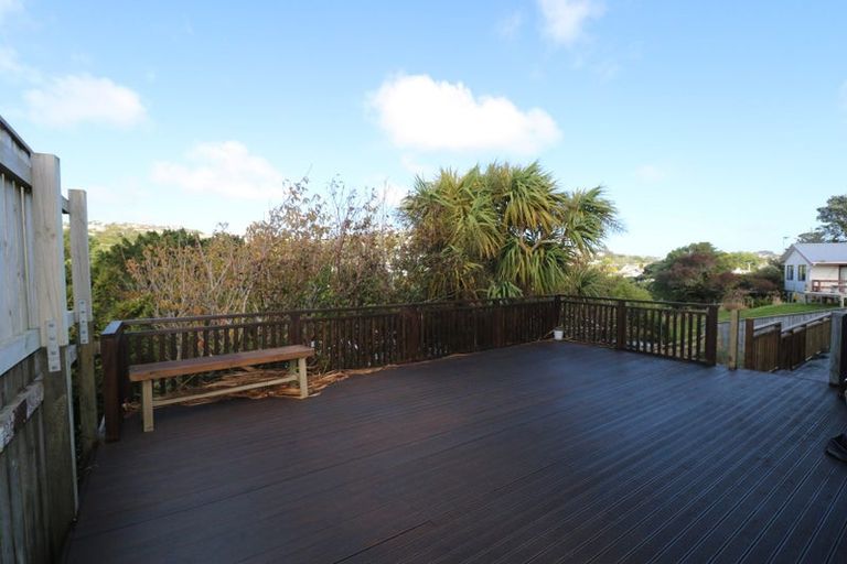 Photo of property in 48a Bassett Road, Johnsonville, Wellington, 6037