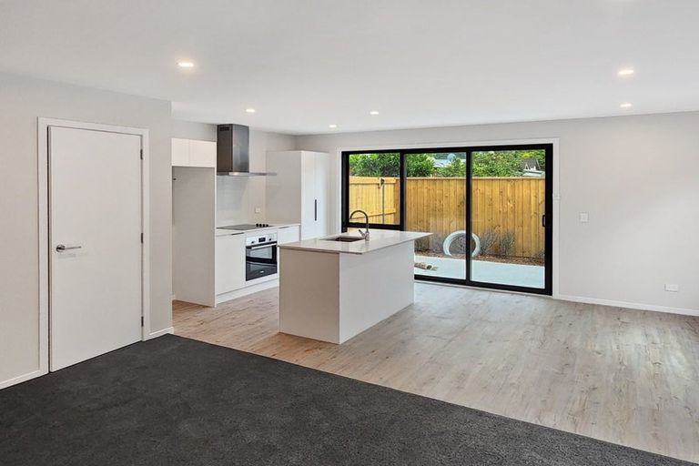 Photo of property in 5 Bathurst Street, Silverstream, Upper Hutt, 5019