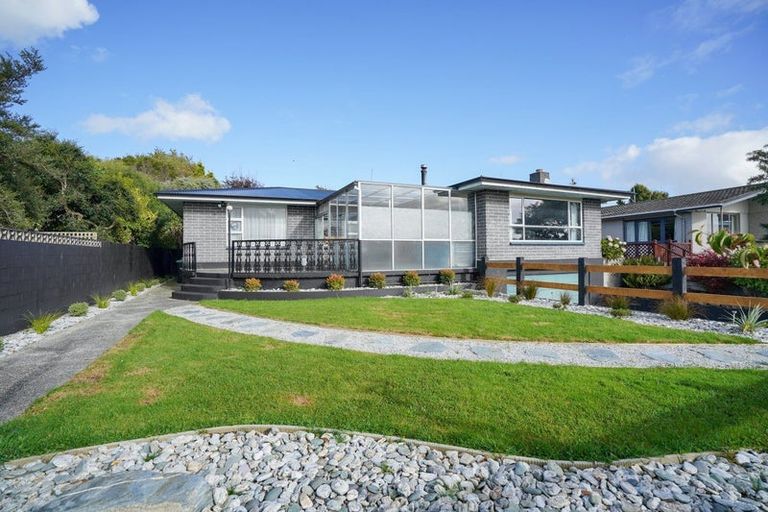 Photo of property in 19 White Street, Newfield, Invercargill, 9812