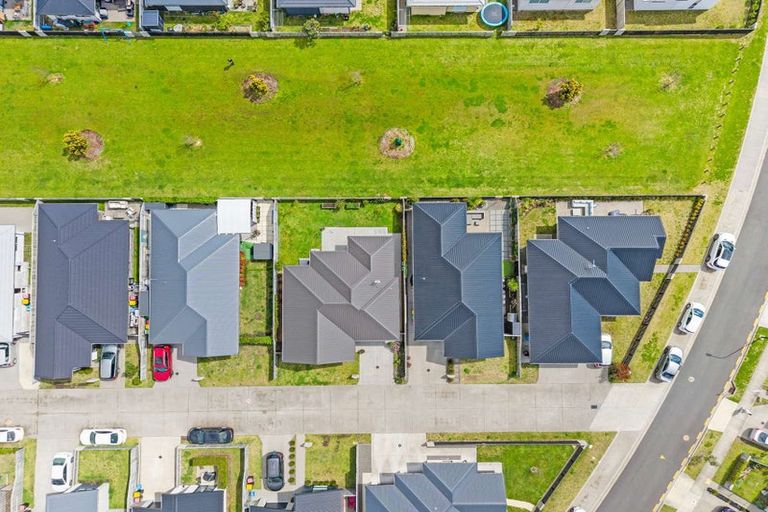 Photo of property in 6 Navy Lane, Papamoa, 3118