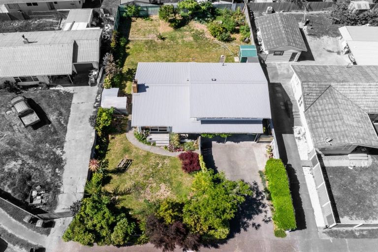 Photo of property in 21 Armour Place, Onekawa, Napier, 4110