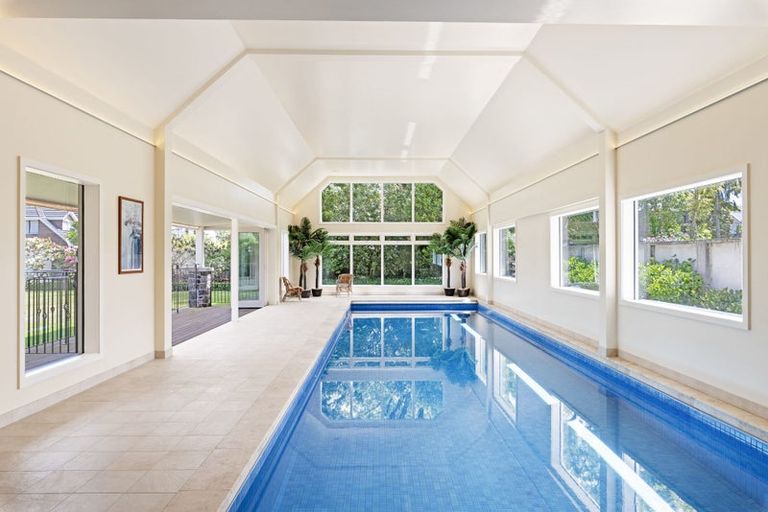 Photo of property in 75 Totara Street, Fendalton, Christchurch, 8041