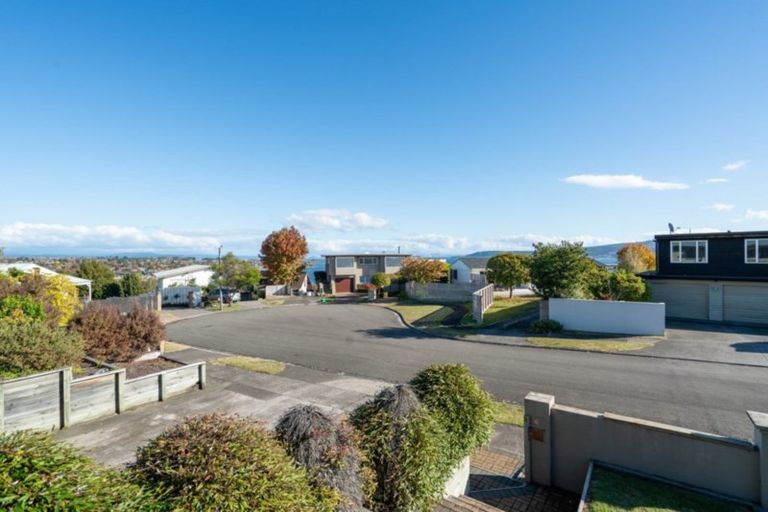 Photo of property in 10 Mccauley Grove, Hilltop, Taupo, 3330