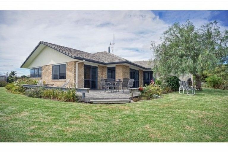 Photo of property in 12 Kiri Place, Te Puke, 3119