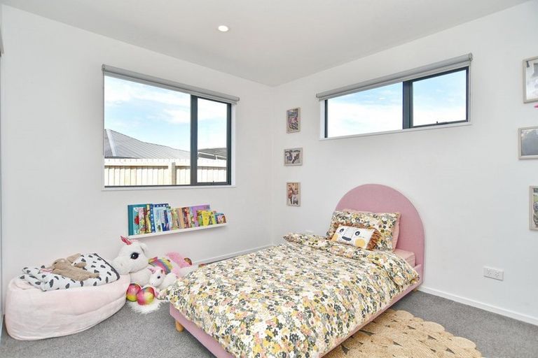 Photo of property in 10 Hamlett Drive, Woodend, 7610