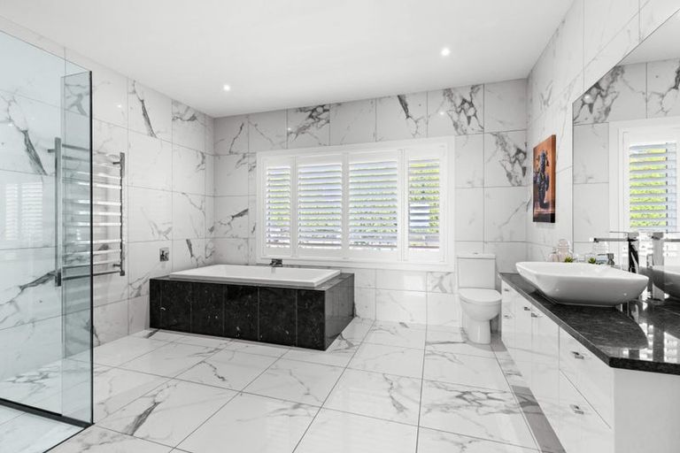 Photo of property in 194 Te Mata Peak Road, Havelock North, 4130