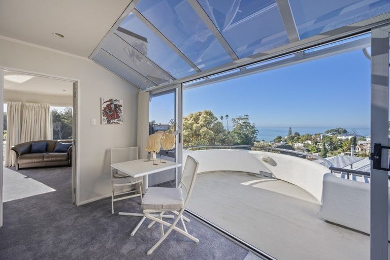 Photo of property in 13 Lighthouse Road, Bluff Hill, Napier, 4110