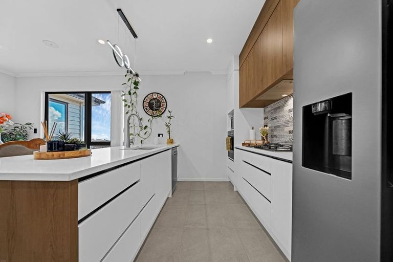 Photo of property in 5 Viv Green Place, Pokeno, 2402