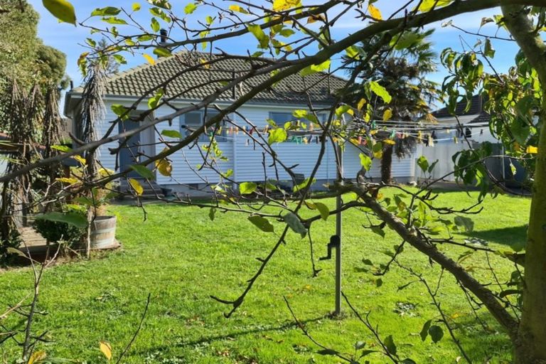 Photo of property in 4 Lindon Street, Rangiora, 7400
