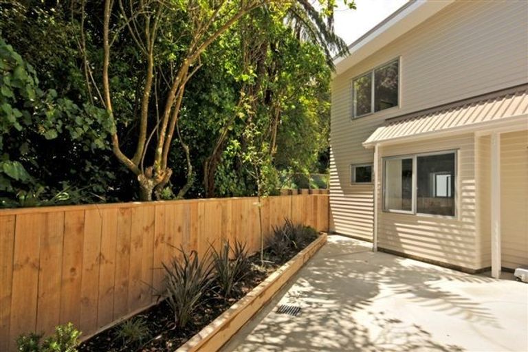 Photo of property in 2u3 Chelmsford Street, Ngaio, Wellington, 6035