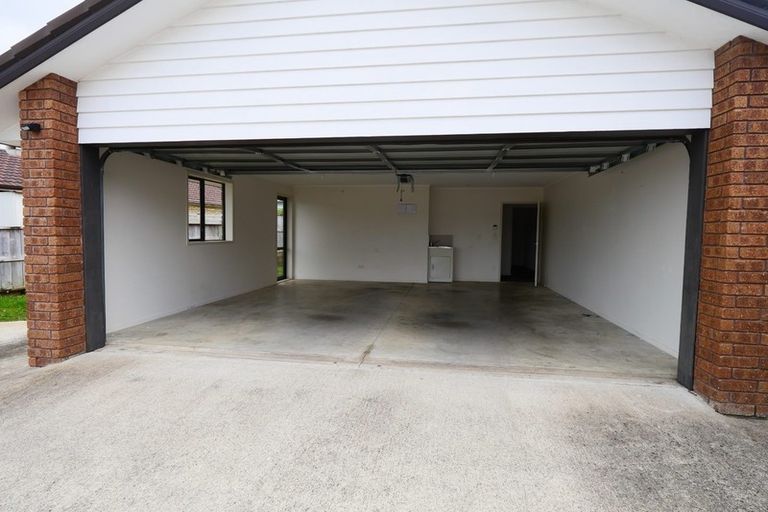 Photo of property in 10 Mcgowan Rise, Tuakau, 2121