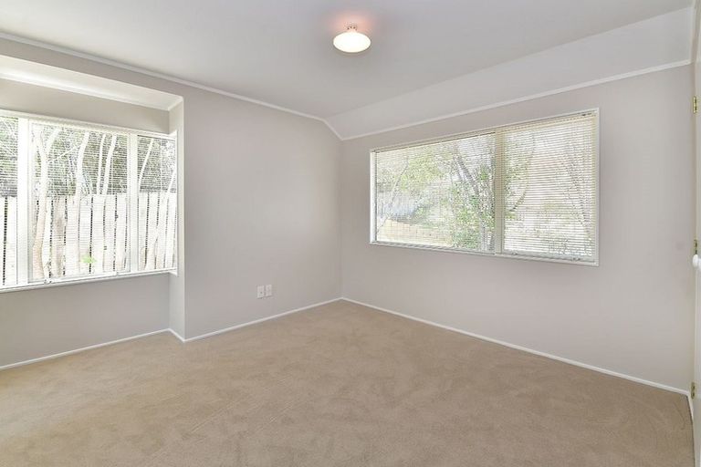 Photo of property in 1/8 Mably Court, Stanmore Bay, Whangaparaoa, 0932