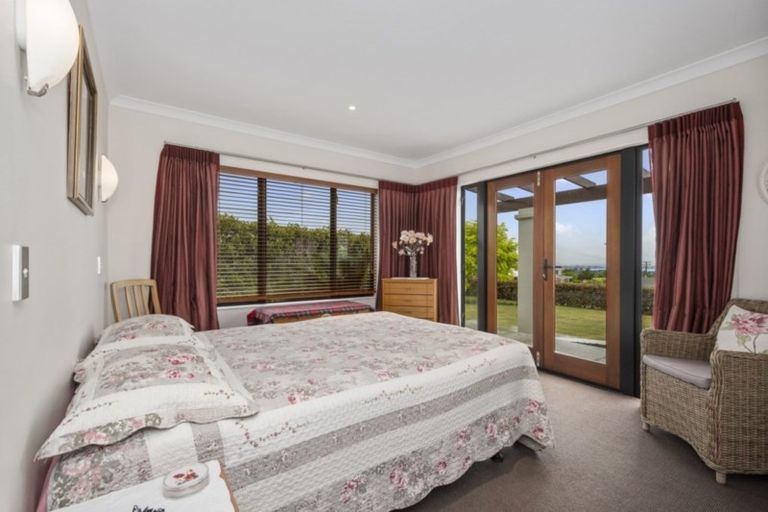 Photo of property in 105r Waikite Road, Welcome Bay, Tauranga, 3175