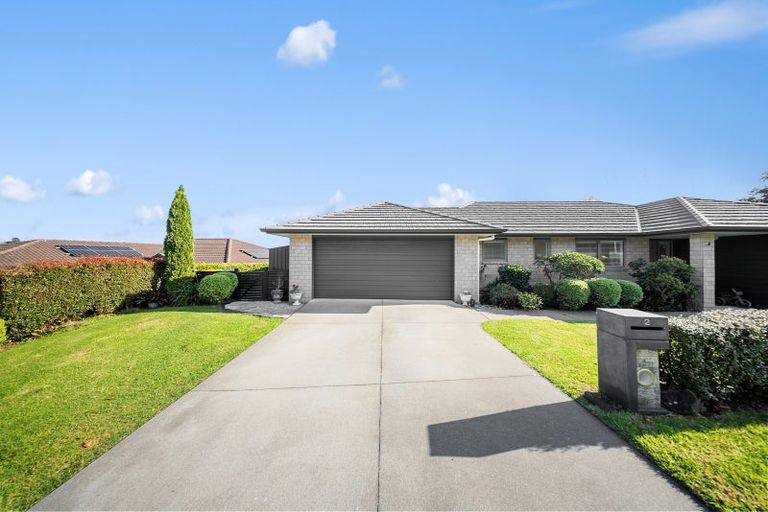 Photo of property in 2 Ballintoy Park Drive, Welcome Bay, Tauranga, 3175