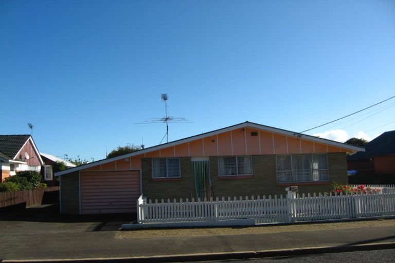 Photo of property in 1/88 Church Street, Mosgiel, 9024