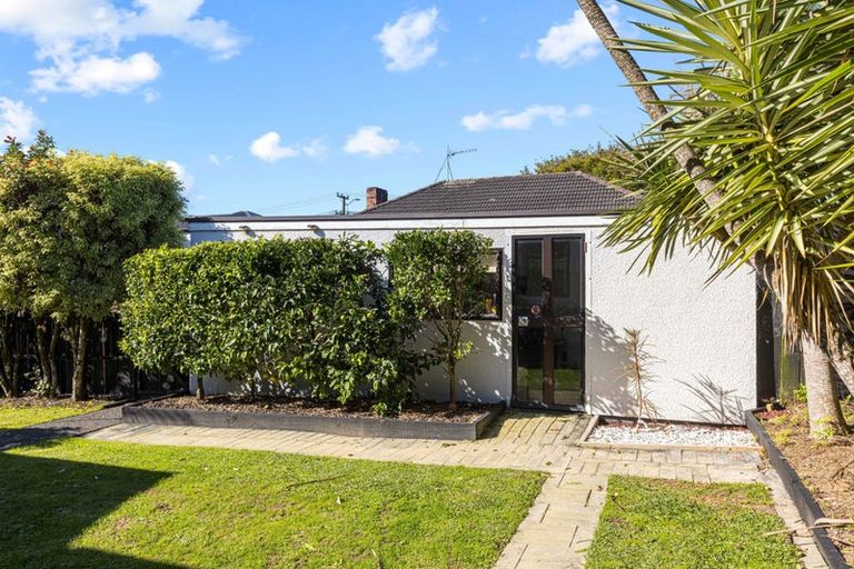 Photo of property in 2/78 Salisbury Road, Birkdale, Auckland, 0626