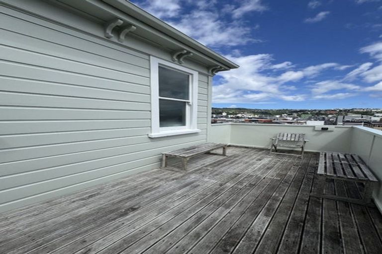 Photo of property in 77 Brougham Street, Mount Victoria, Wellington, 6011
