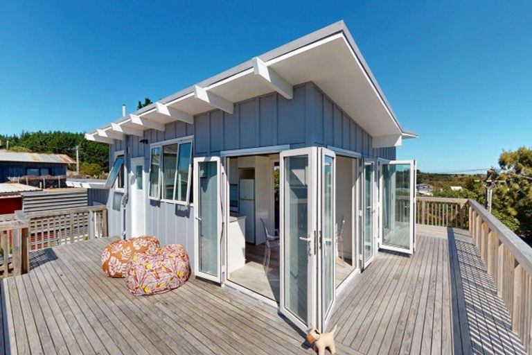 Photo of property in 7 Muritai Terrace, Hokio Beach, Levin, 5571