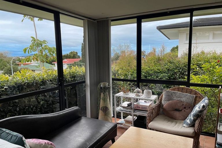 Photo of property in 14 Murvale Drive, Bucklands Beach, Auckland, 2014