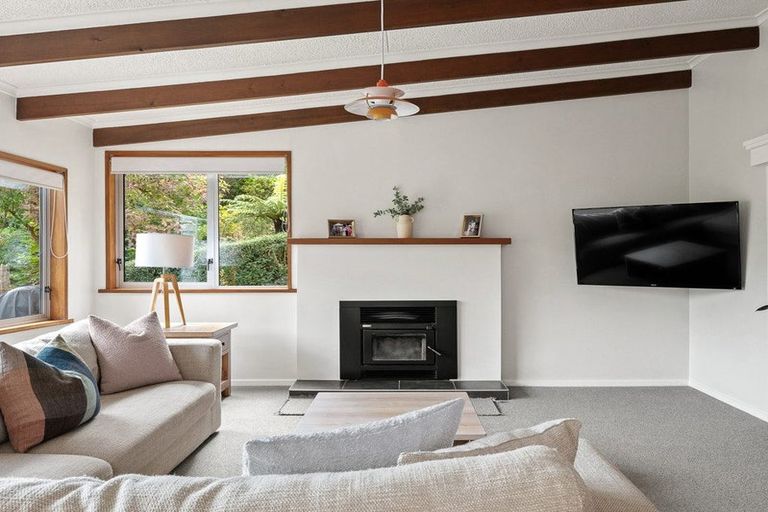 Photo of property in 18 Marion Street, Macandrew Bay, Dunedin, 9014