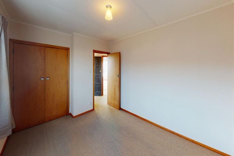 Photo of property in 32 Holdsworth Avenue, Milson, Palmerston North, 4414